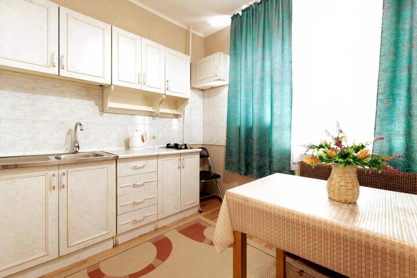 Nadezhda Apartments On Zhibek Zholy Avenue 33 الماتي المظهر الخارجي الصورة